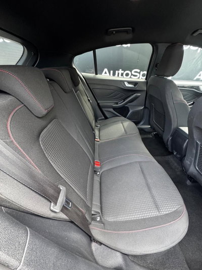 Ford Focus 1.0t ecoboost h ST-Line X 155cv powershift (16)