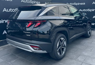 Hyundai Tucson 1.6 hev Business 2wd 239cv auto (5)