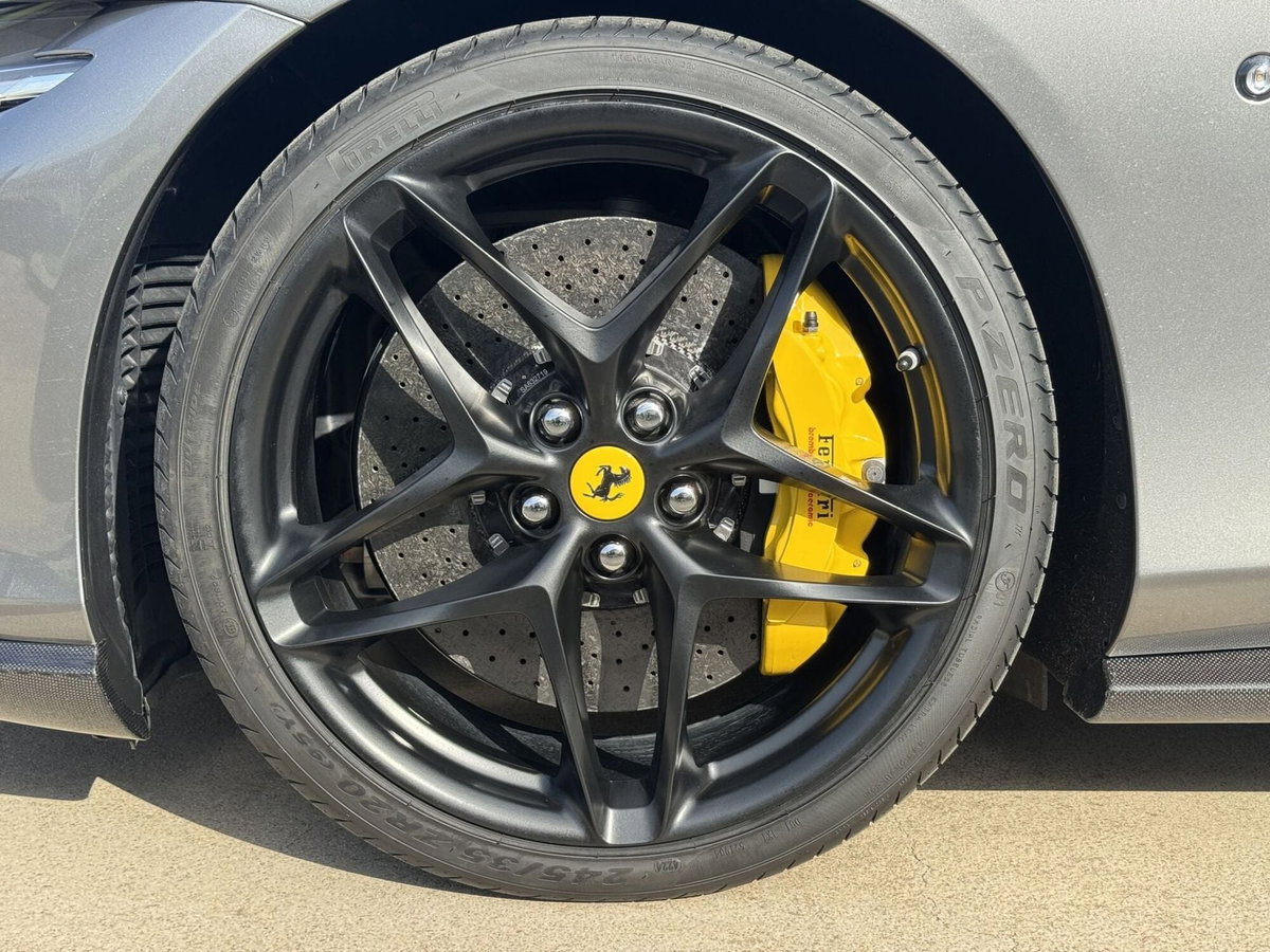 Ferrari Roma Spider 3.9 F1 dct (12)