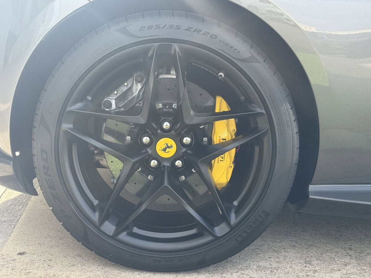 Ferrari Roma Spider 3.9 F1 dct (13)
