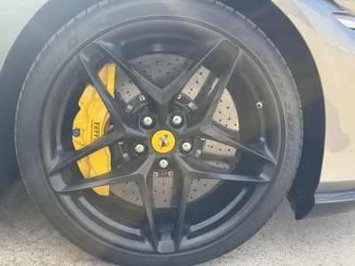 Ferrari Roma Spider 3.9 F1 dct (14)