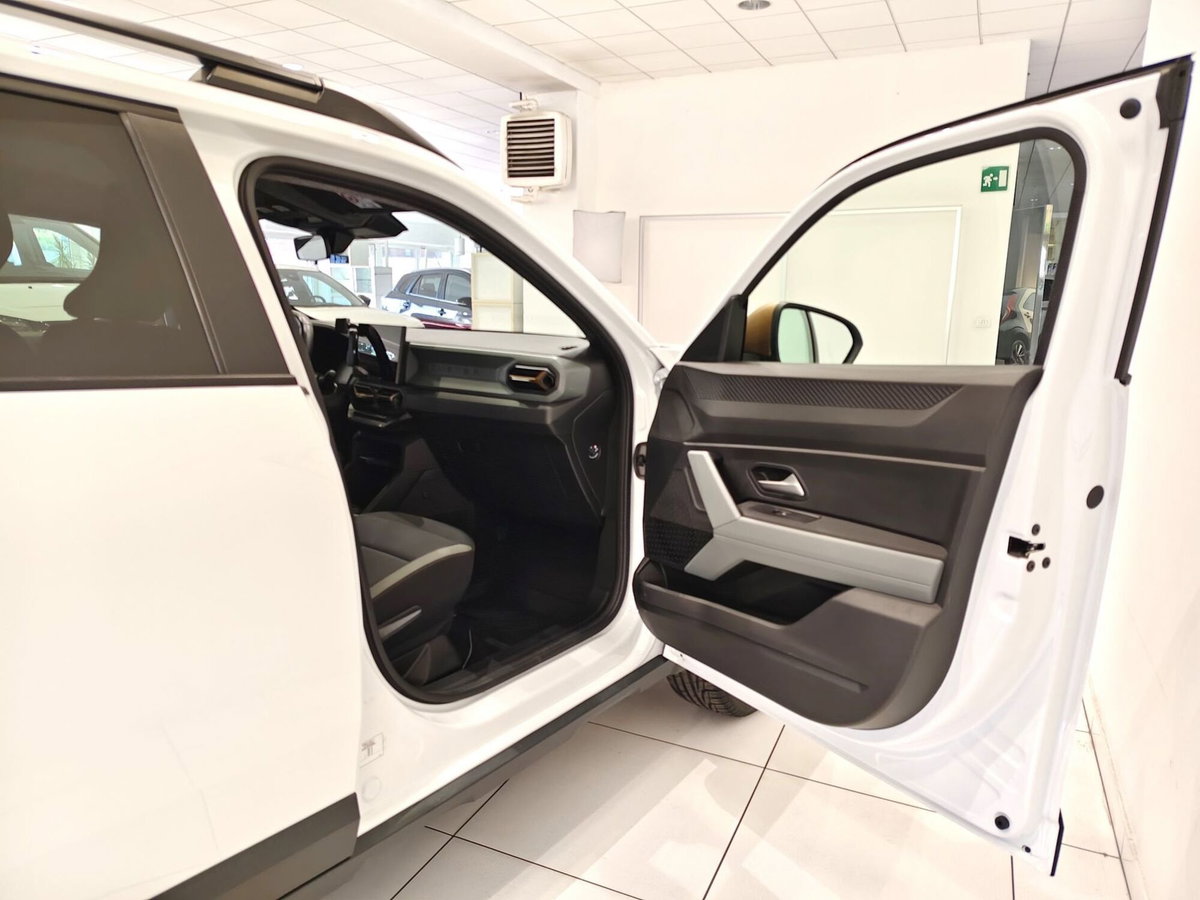 Dacia Duster 1.2 mild hybrid Extreme 4x4 130cv (9)