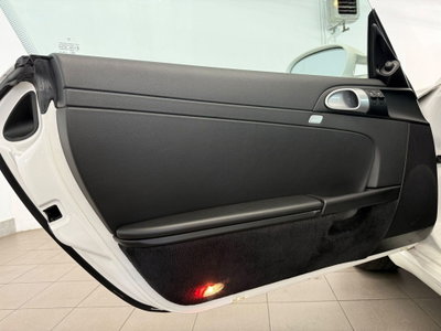 Porsche Cayman 2.7 (11)