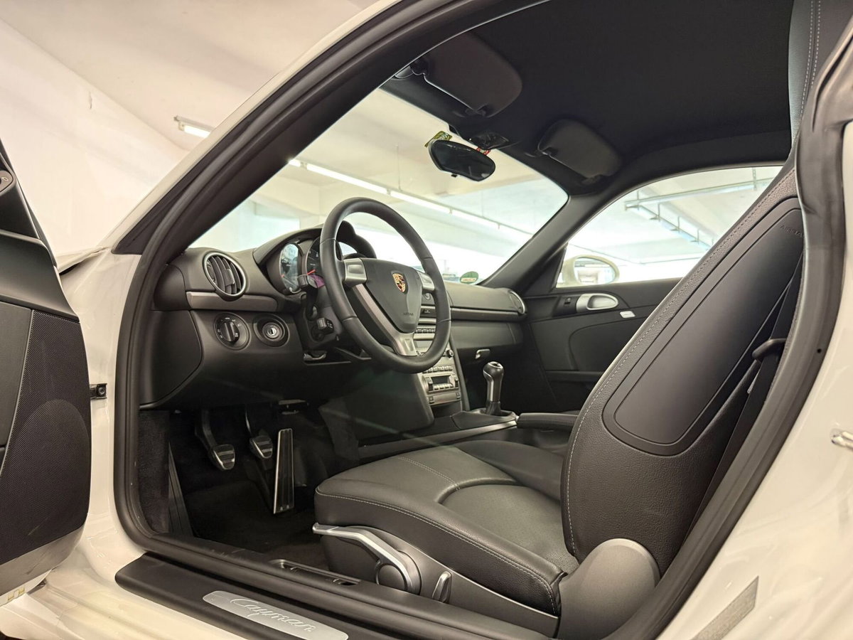 Porsche Cayman 2.7 (13)