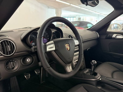 Porsche Cayman 2.7 (9)