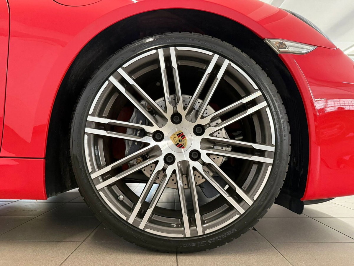Porsche Cayman 2.7 (7)