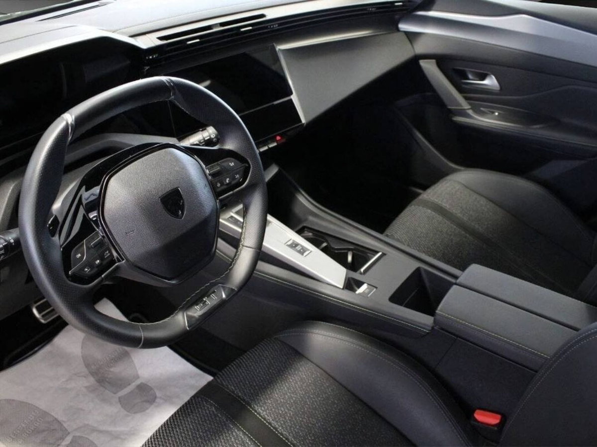 Peugeot 308 SW 1.2 hybrid GT Exclusive 145cv e-dcs 6 (11)