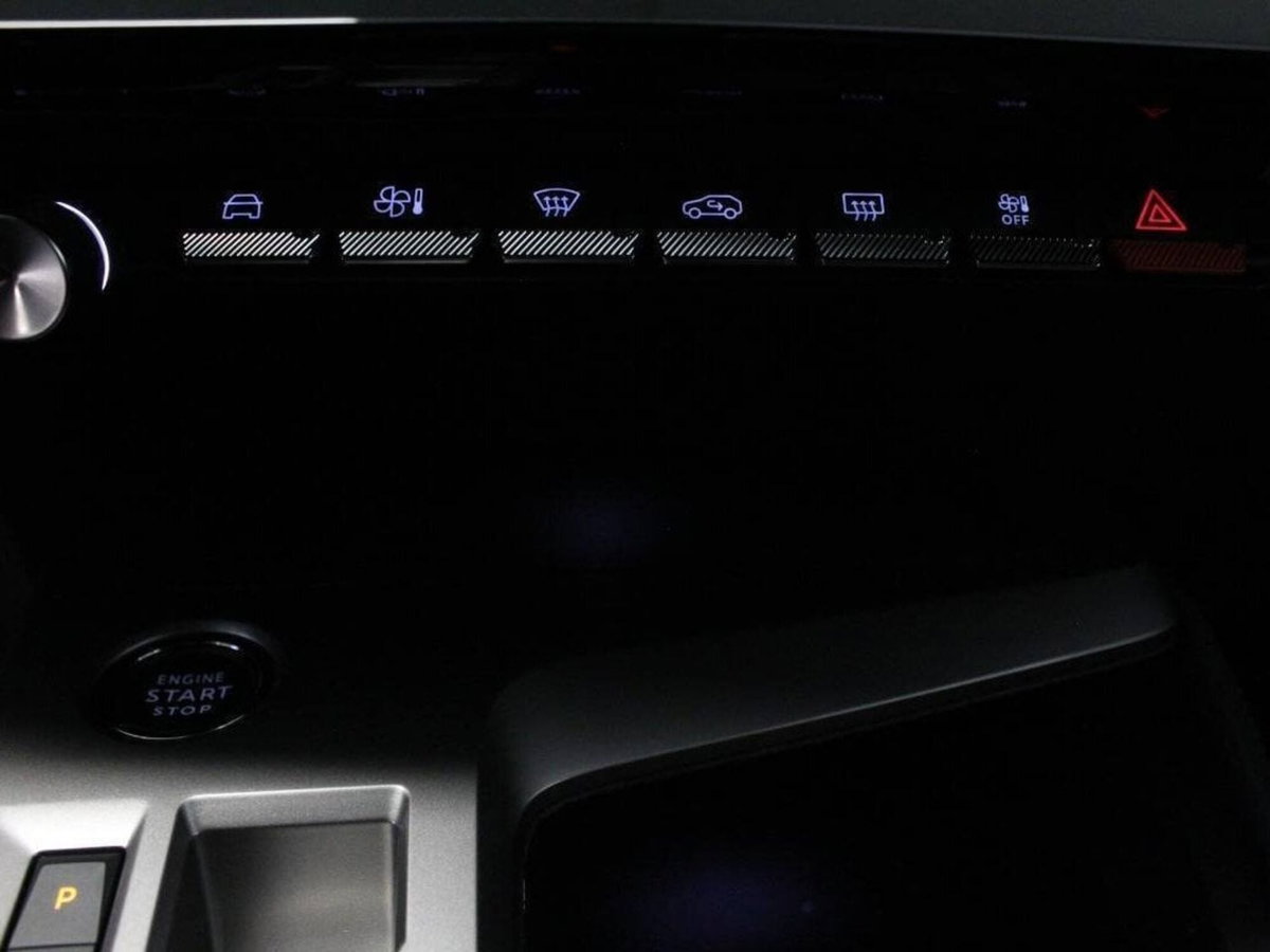 Peugeot 308 SW 1.2 hybrid GT Exclusive 145cv e-dcs 6 (18)
