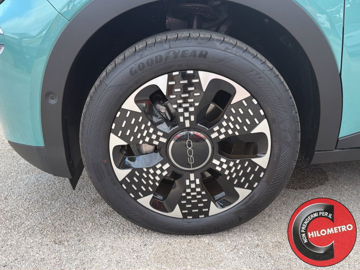 Fiat 600 1.2 hybrid La Prima 110cv auto (14)