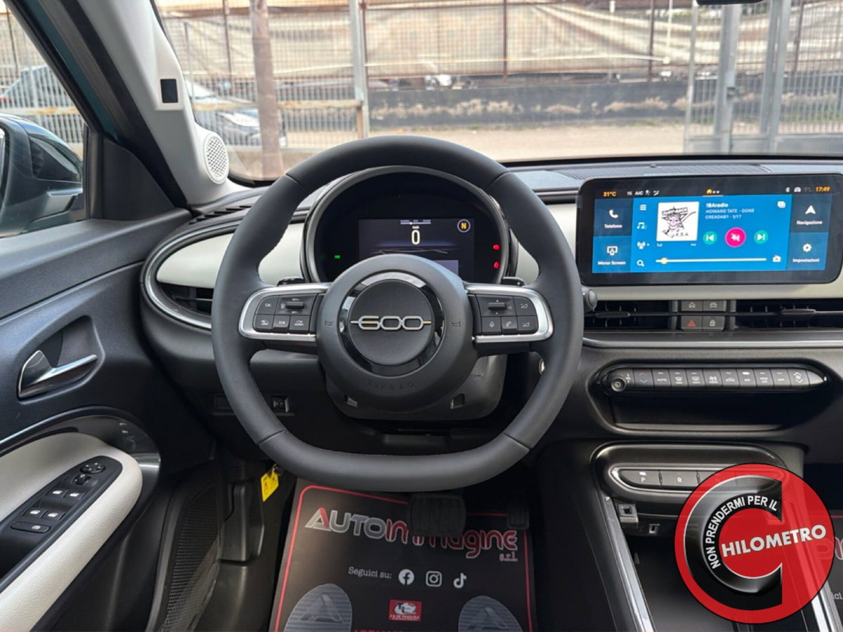 Fiat 600 1.2 hybrid La Prima 110cv auto (18)