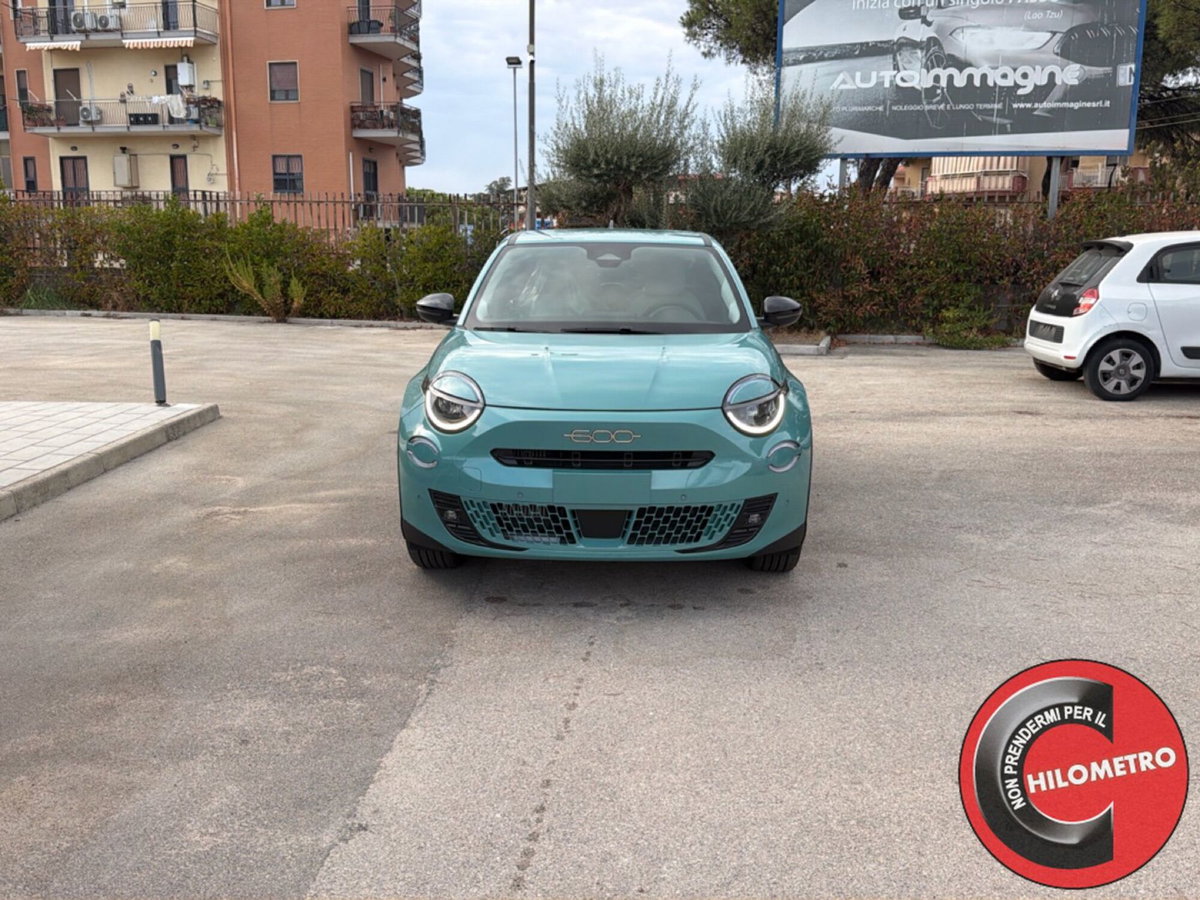 Fiat 600 1.2 hybrid La Prima 110cv auto (2)