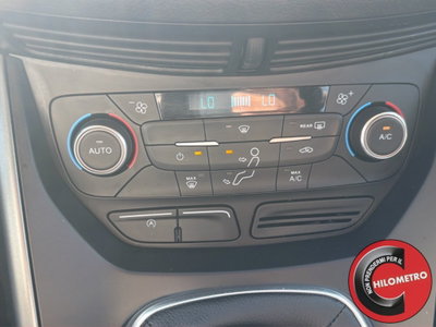 Ford Kuga 1.5 TDCI 120 CV S&S 2WD Titanium (19)
