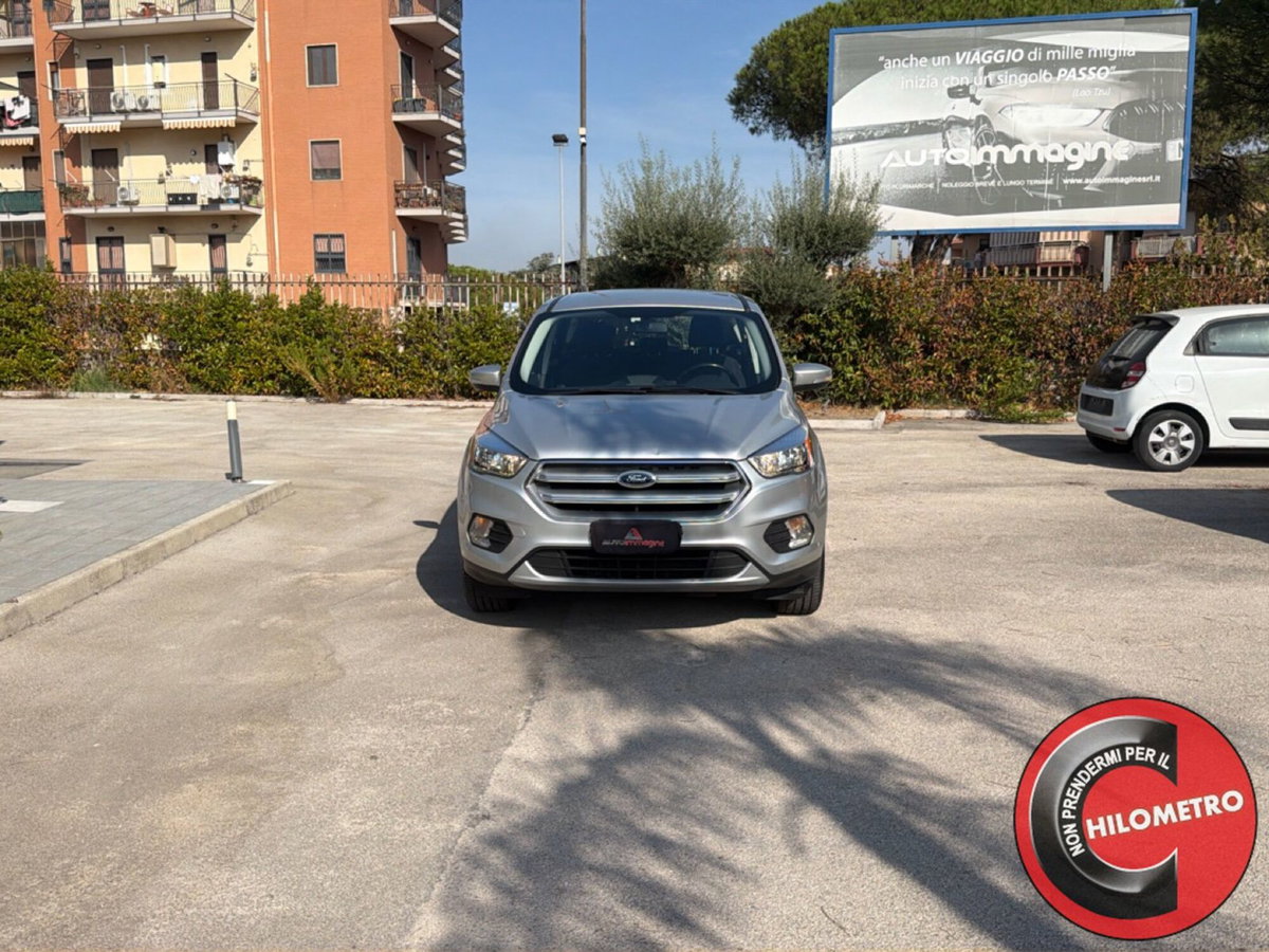 Ford Kuga 1.5 TDCI 120 CV S&S 2WD Titanium (2)