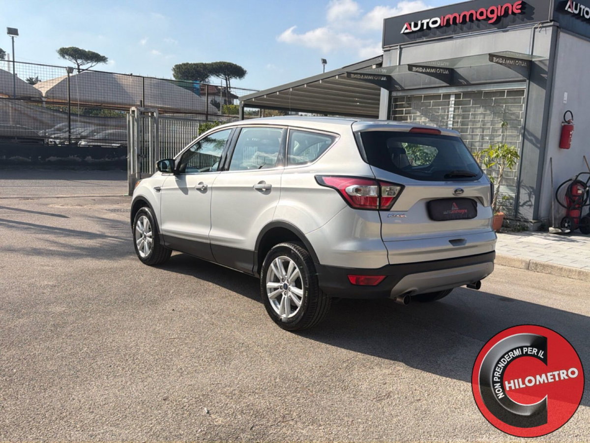 Ford Kuga 1.5 TDCI 120 CV S&S 2WD Titanium (4)