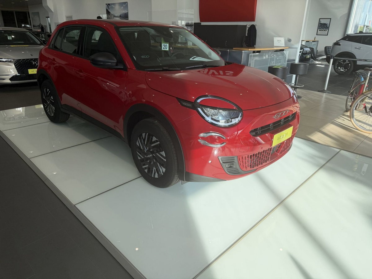 Fiat 600 1.2 hybrid Pop 110cv auto (3)