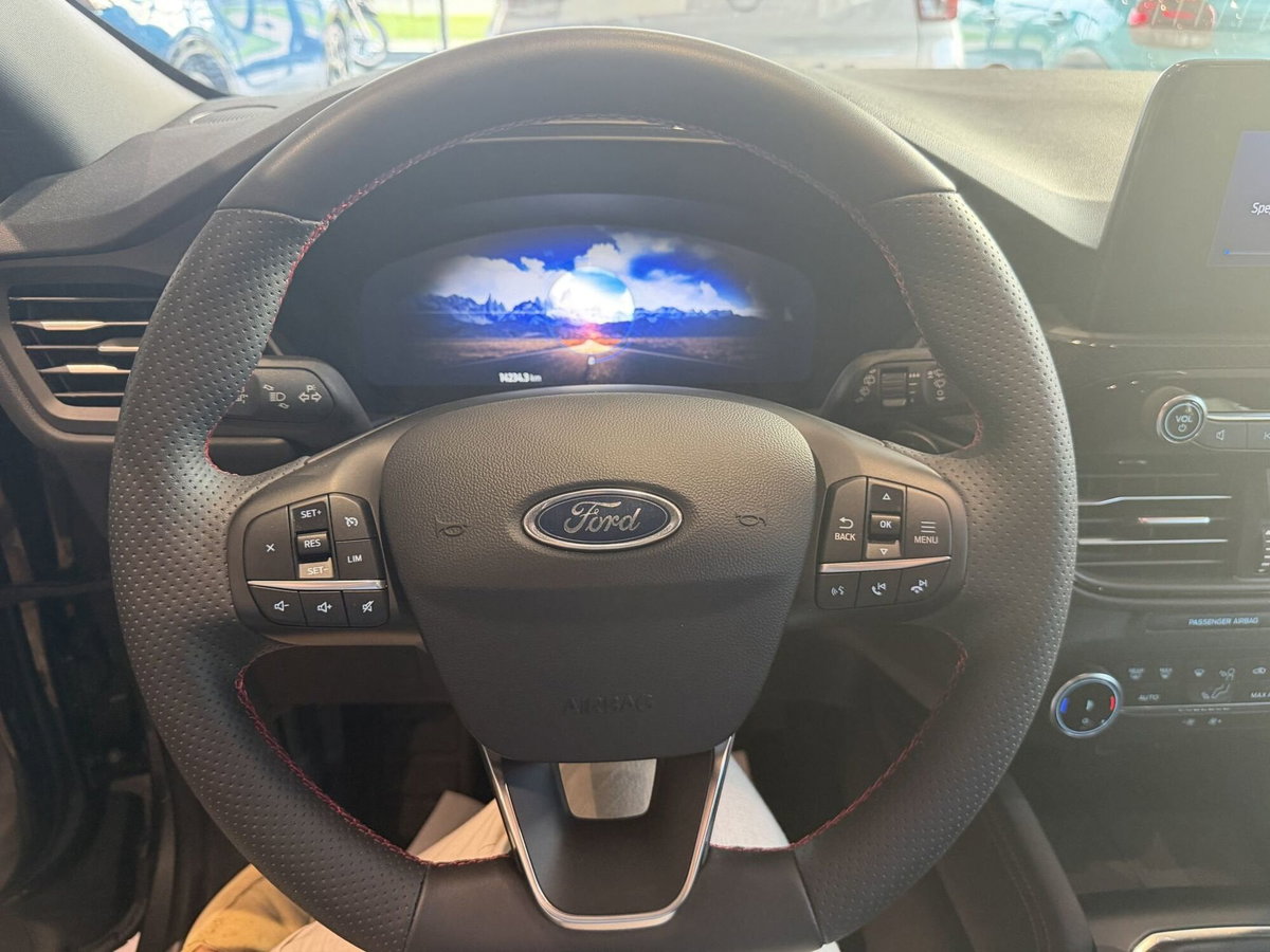 Ford Kuga 1.5 EcoBoost 150 CV 2WD ST-Line (11)