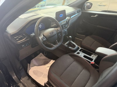 Ford Kuga 1.5 EcoBoost 150 CV 2WD ST-Line (6)