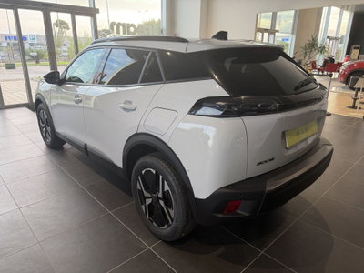 Peugeot 2008 1.2 turbo Allure 100cv (3)