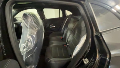 Mercedes-Benz GLA SUV 200 d AMG Line Premium Plus 4matic auto (15)