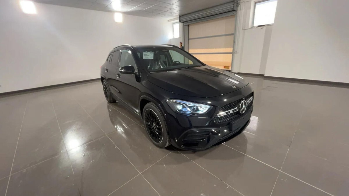 Mercedes-Benz GLA SUV 200 d AMG Line Premium Plus 4matic auto (3)