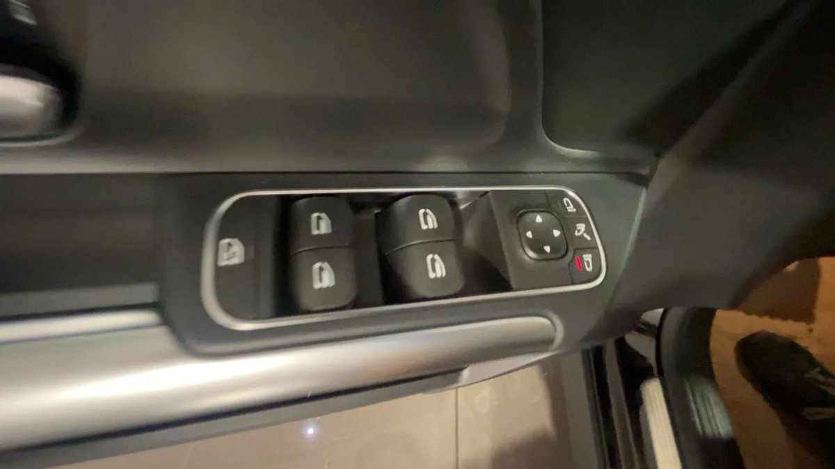 Mercedes-Benz GLA SUV 200 d AMG Line Premium Plus 4matic auto (8)