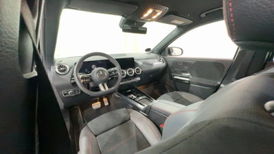 Mercedes-Benz GLA SUV 200 d AMG Line Premium Plus 4matic auto (12)