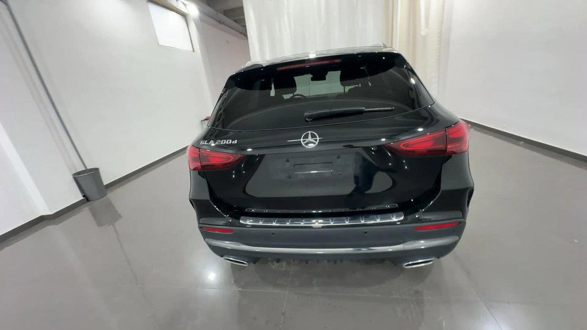 Mercedes-Benz GLA SUV 200 d AMG Line Premium Plus 4matic auto (5)