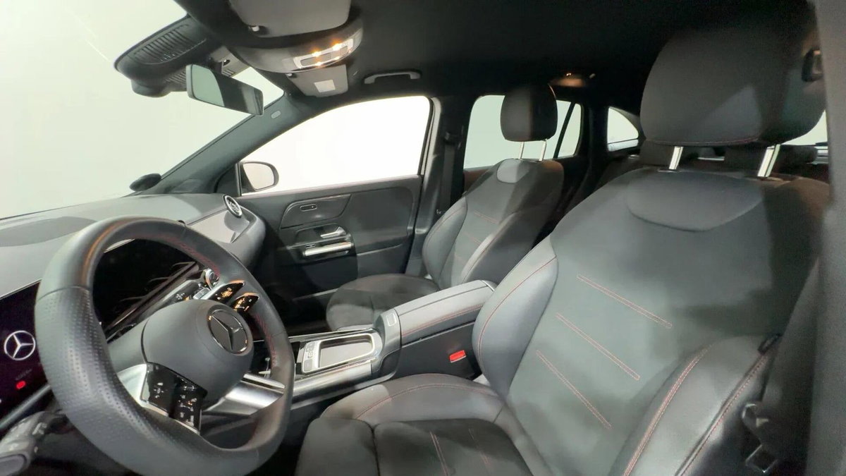 Mercedes-Benz GLA SUV 200 d AMG Line Premium Plus 4matic auto (7)