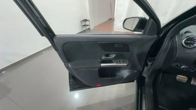 Mercedes-Benz GLA SUV 200 d AMG Line Premium Plus 4matic auto (8)