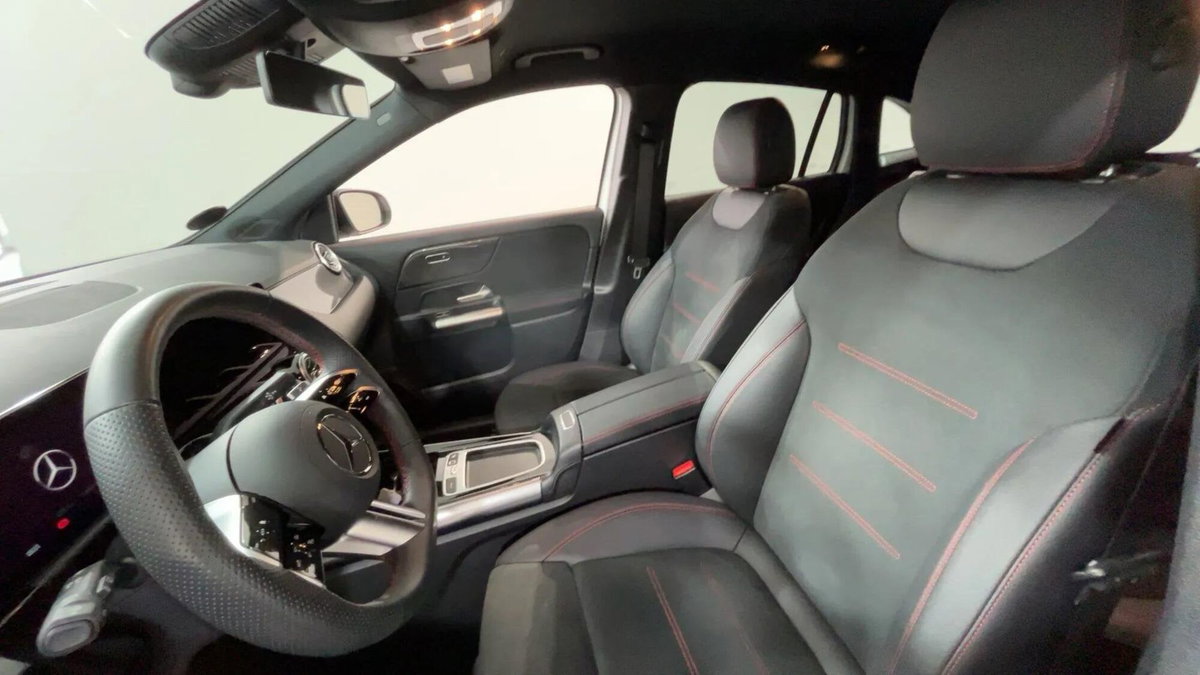 Mercedes-Benz GLA SUV 200 d AMG Line Premium Plus 4matic auto (7)