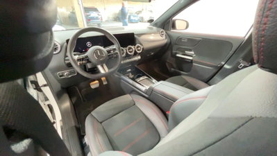 Mercedes-Benz GLA SUV 200 d AMG Line Premium Plus 4matic auto (9)