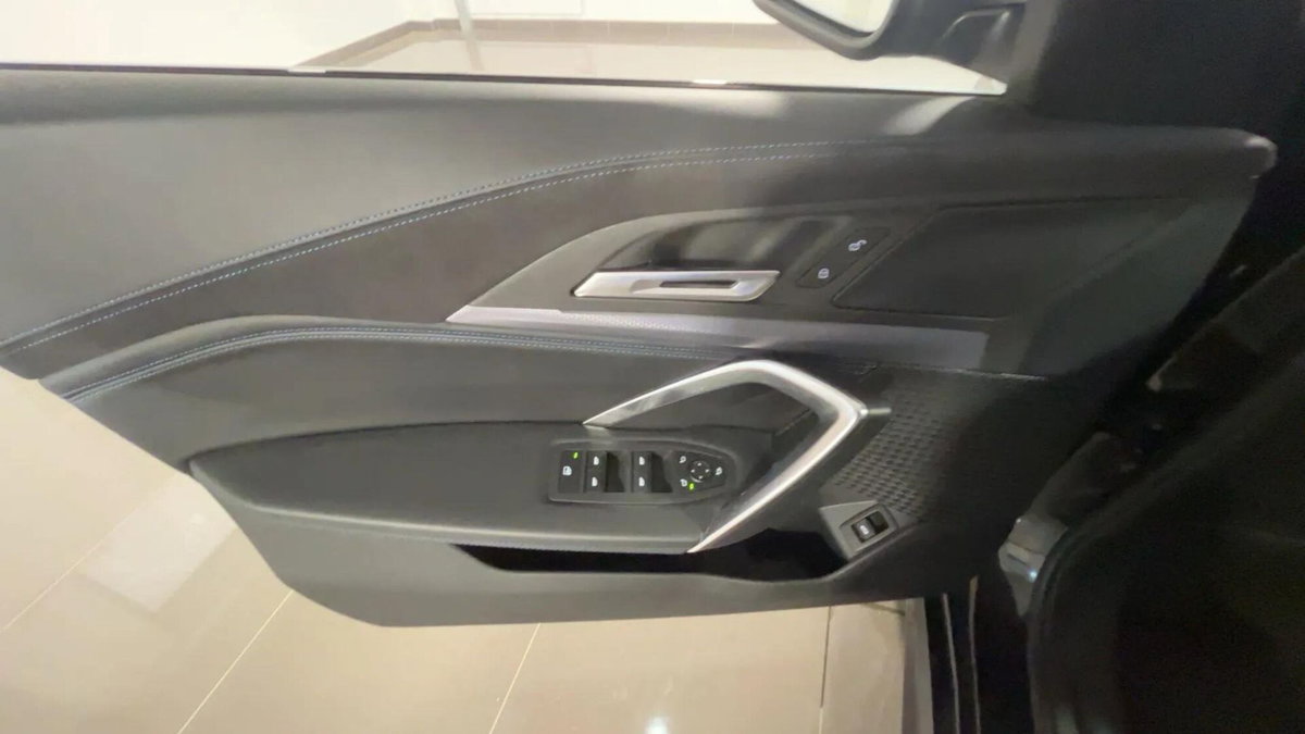 BMW X1 sDrive 18d Msport (10)