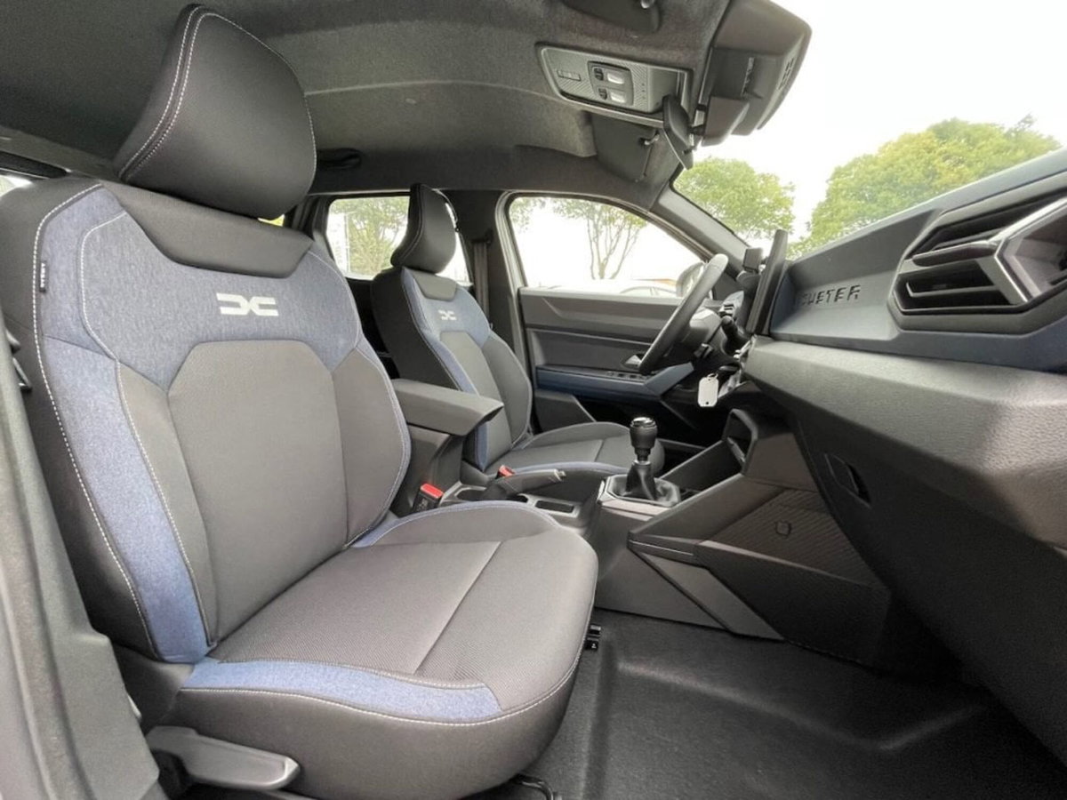 Dacia Duster 1.2 Eco-G Expression 120cv (14)