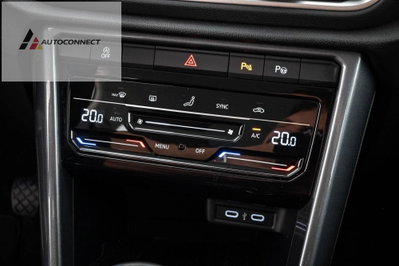 Volkswagen T-Roc 1.0 TSI Style (8)