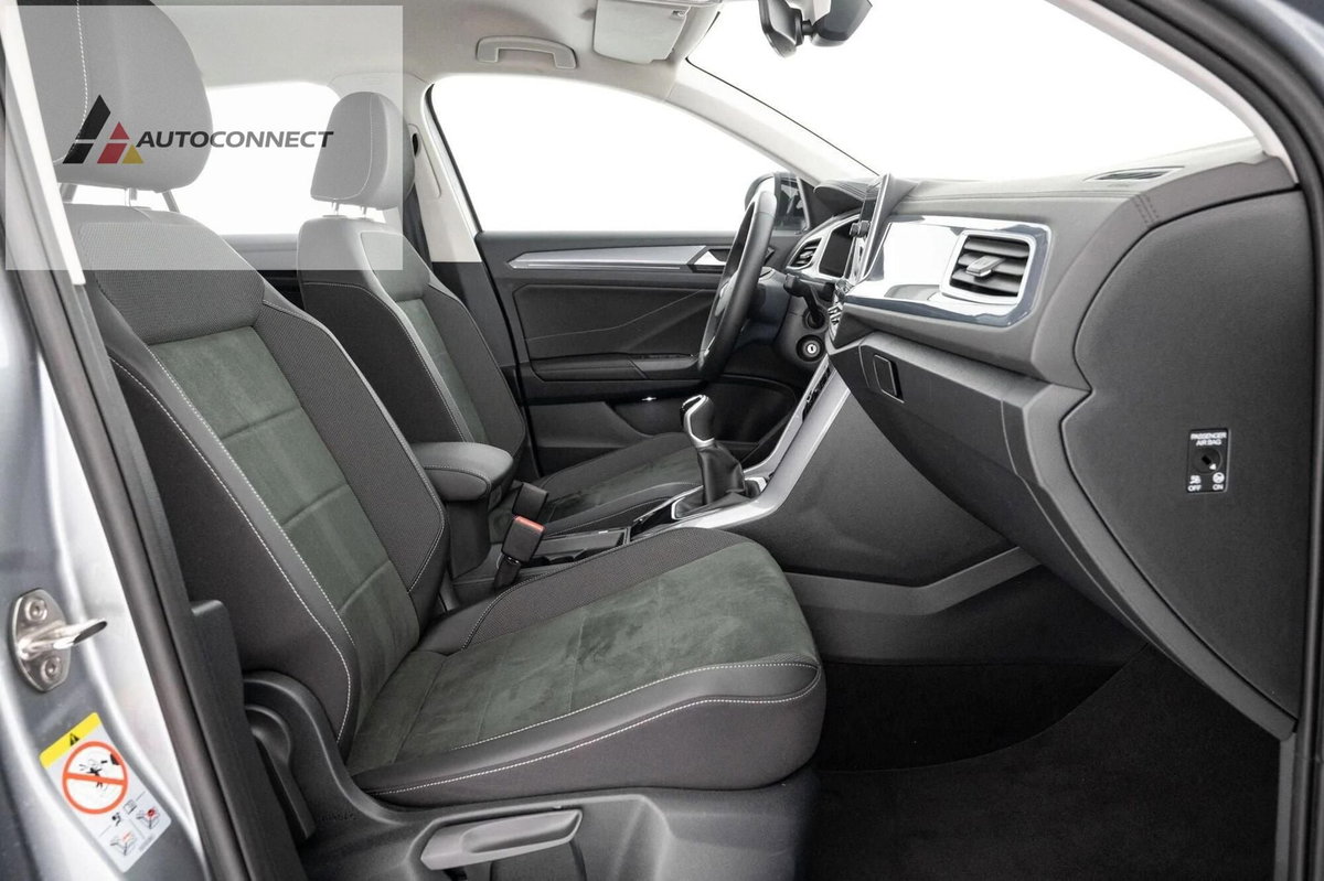 Volkswagen T-Roc 1.0 TSI Style (9)