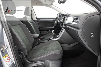 Volkswagen T-Roc 1.0 TSI Style (9)
