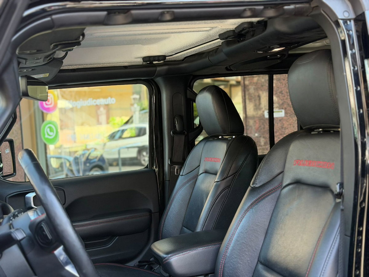 Jeep Wrangler 2.2 Mjt II Sahara (13)