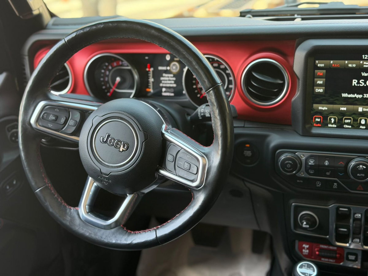 Jeep Wrangler 2.2 Mjt II Sahara (18)