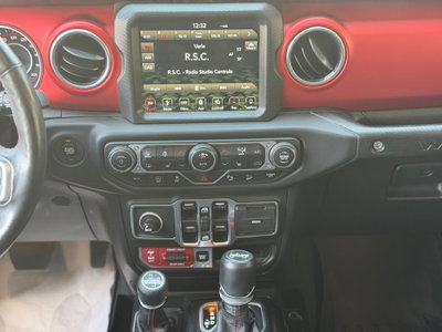 Jeep Wrangler 2.2 Mjt II Sahara (19)