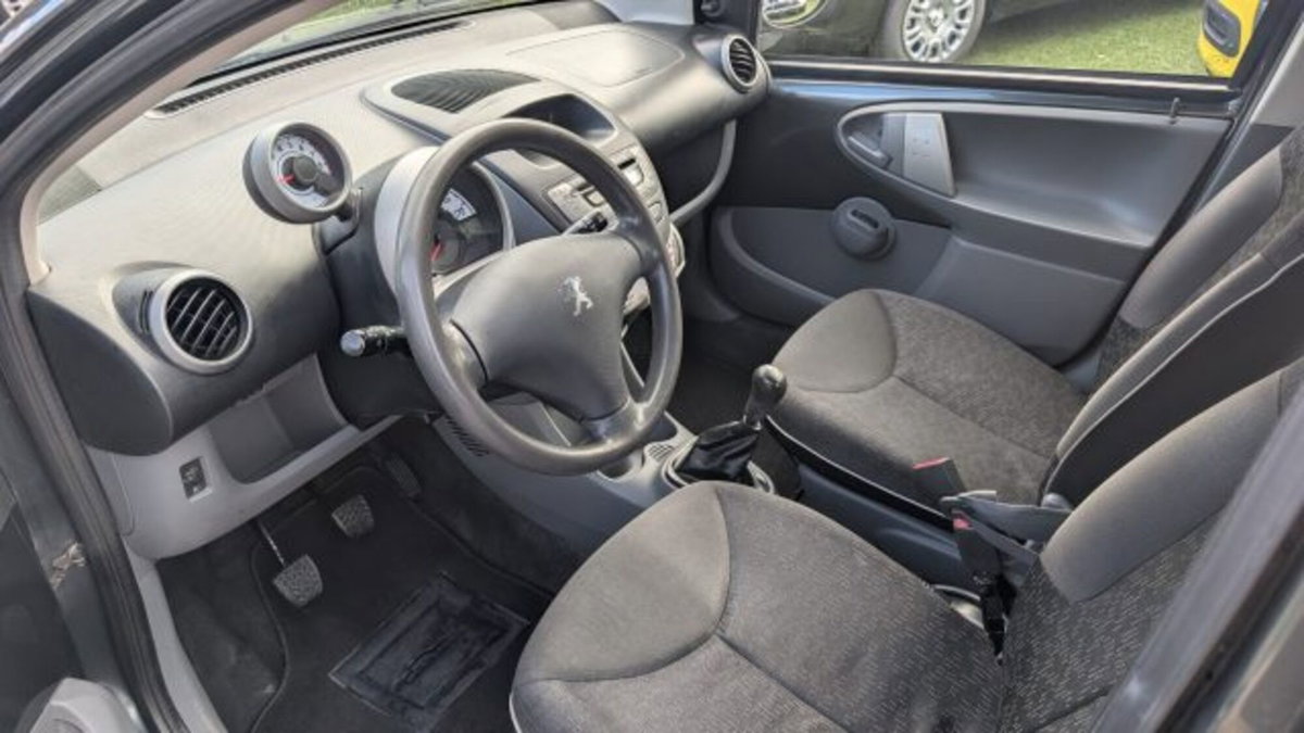 Peugeot 107 68CV 5p. Plaisir (13)