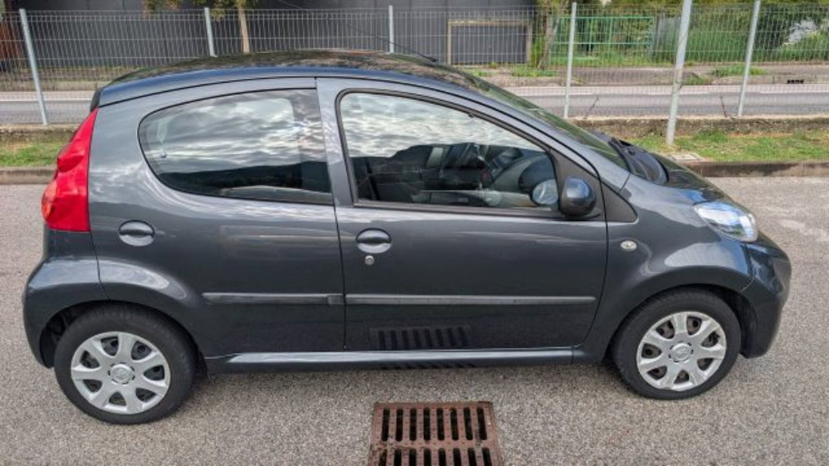 Peugeot 107 68CV 5p. Plaisir (6)