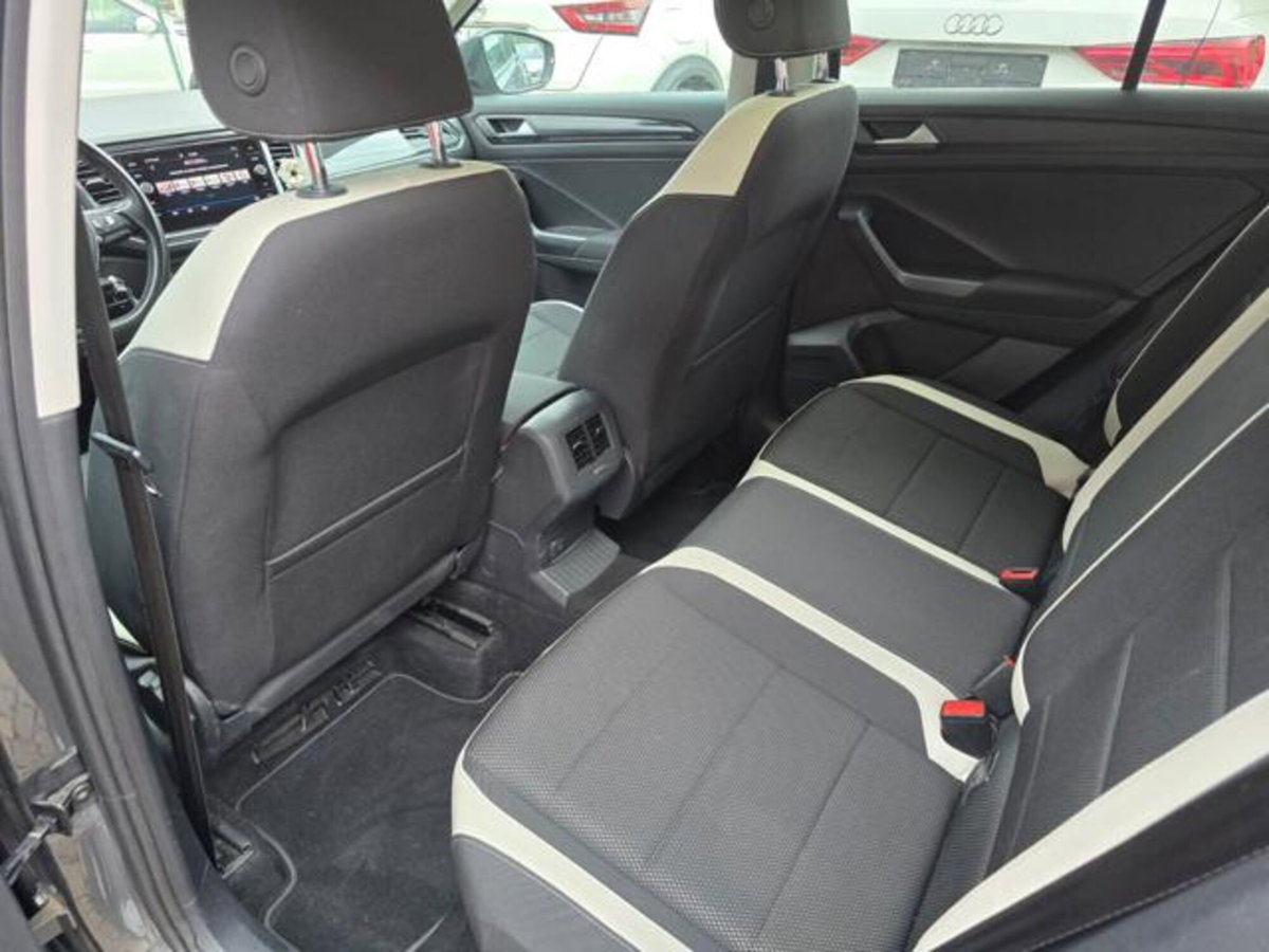 Volkswagen T-Roc 2.0 TDI SCR 150 CV DSG Advanced BlueMotion Technology (8)