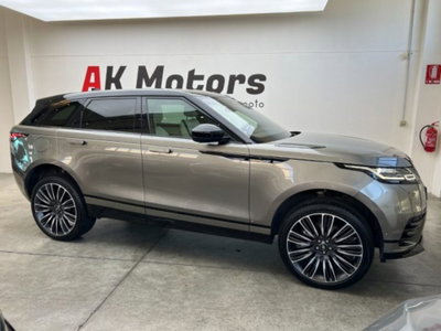 Land Rover Range Rover Velar 2.0 Si4 250 CV R-Dynamic S (17)