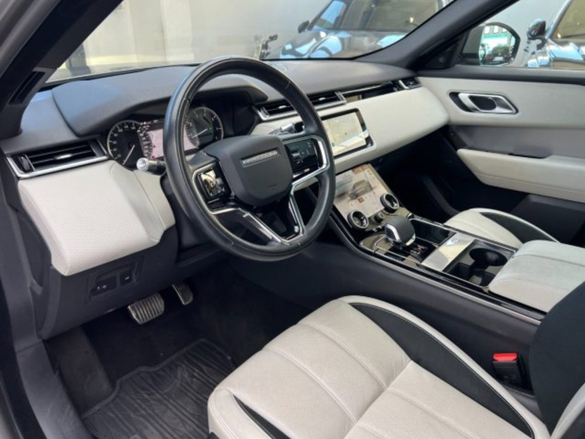 Land Rover Range Rover Velar 2.0 Si4 250 CV R-Dynamic S (4)