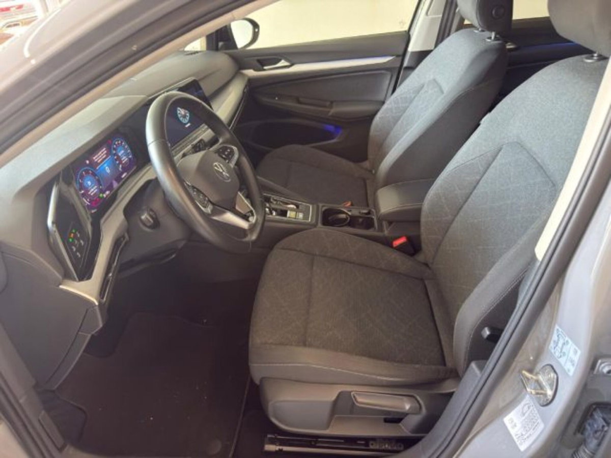 Volkswagen Golf 2.0 tdi Life 115cv (20)