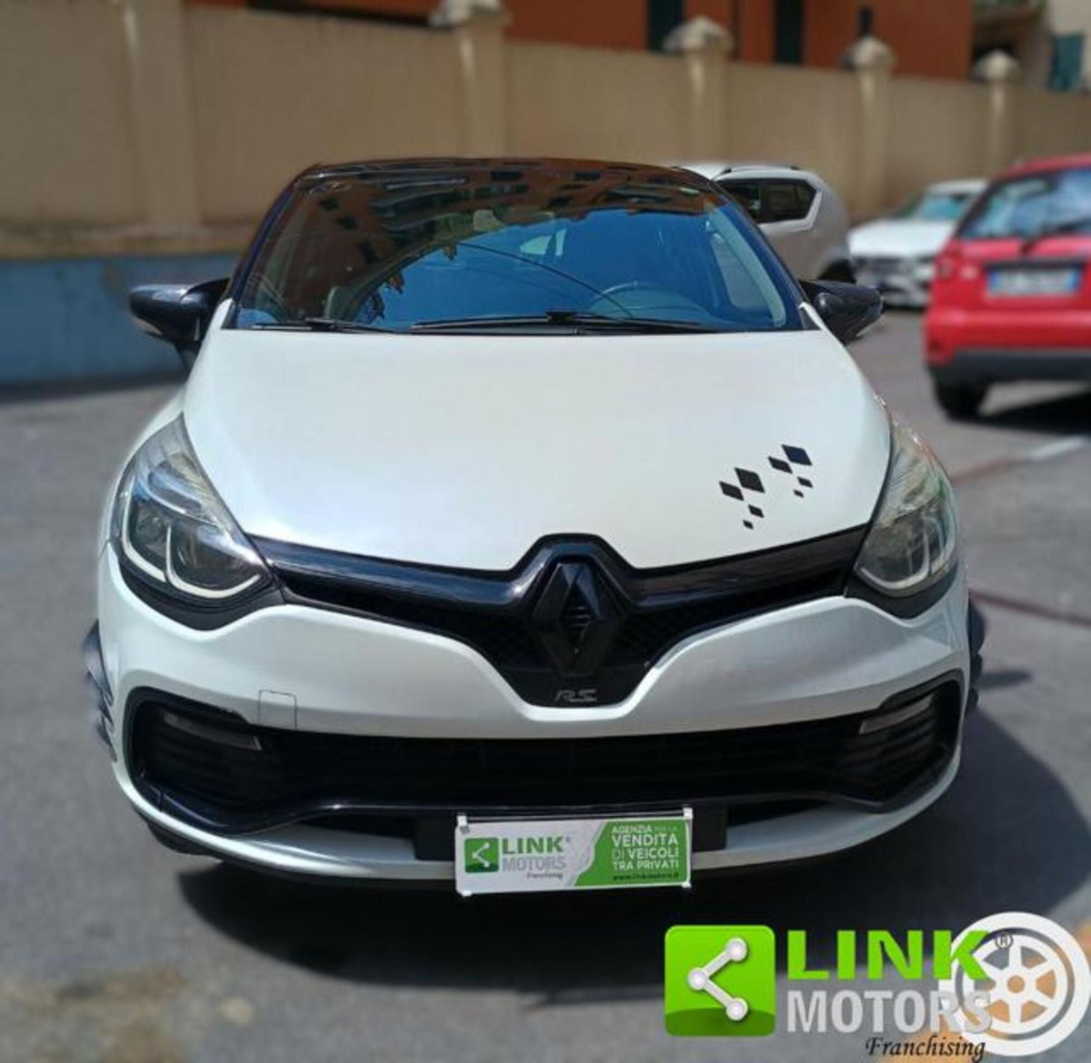 Renault Clio 1.6 T 200CV EDC 5 porte Monaco GP (3)
