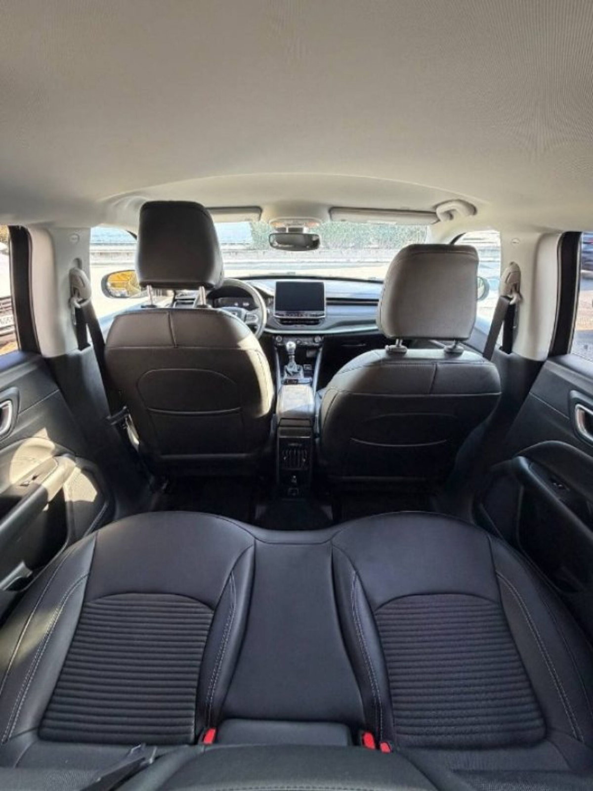 Jeep Compass 1.6 Multijet II 2WD Limited (11)