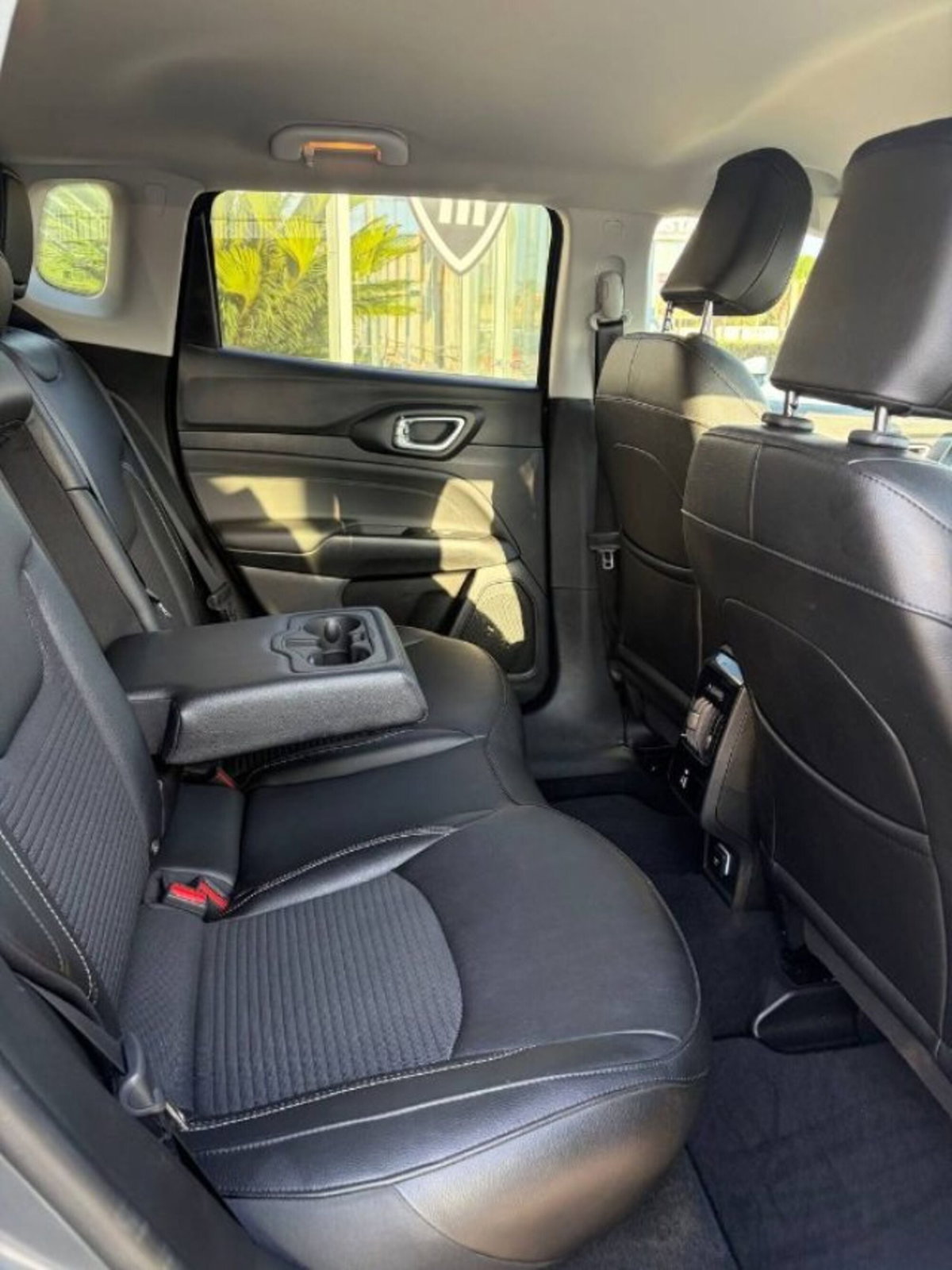 Jeep Compass 1.6 Multijet II 2WD Limited (16)
