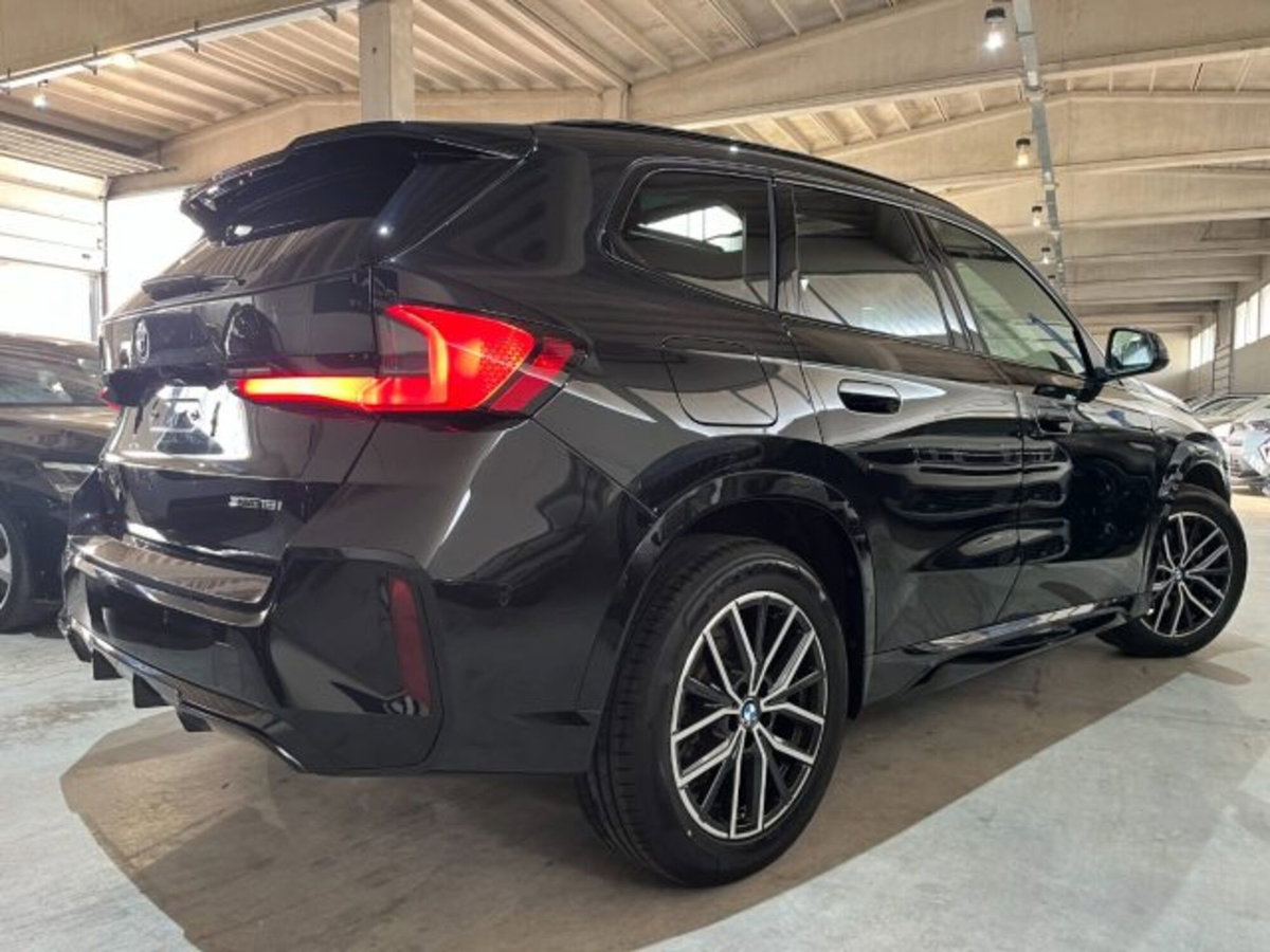 BMW X1 sDrive 18i Msport (5)