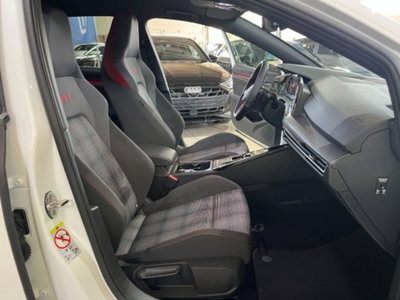 Volkswagen Golf 2.0 tsi GTI MT Ultimate 245cv (16)